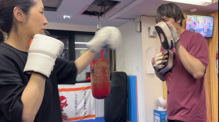 横浜キックボクシングジム TSKjapan　横浜キックボクシング　子供 女子 キックボクシングジム　TSKjapan 新K-1伝説 Krush ムエタイ KNOCK OUT　横浜　子供 　女性　キックボクシングジム　琉球武術クラス 　シニアキック　中学生キック　女子キック　キッズキック　TSKjapanダイエット　シャイプアップ　女子クラス　パーソナルトレーニング　キックパーソナルトレーニング　プライベートトレーニング 　パーソナルキックボクシング