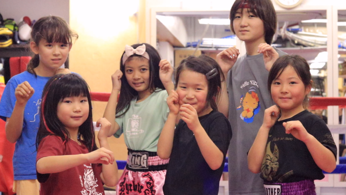 横浜キックボクシングジム TSKjapan　横浜キックボクシング　子供 女子 キックボクシングジム　TSKjapan 新K-1伝説 Krush ムエタイ KNOCK OUT　横浜　子供 　女性　キックボクシングジム　琉球武術クラス 　シニアキック　中学生キック　女子キック　キッズキック　TSKjapanダイエット　シャイプアップ　女子クラス　パーソナルトレーニング　キックパーソナルトレーニング　プライベートトレーニング 　パーソナルキックボクシング