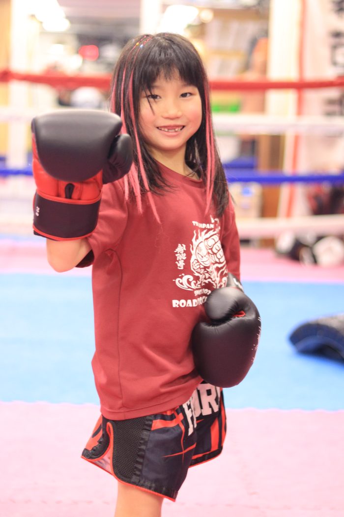 横浜キックボクシングジム TSKjapan　横浜キックボクシング　子供 女子 キックボクシングジム　TSKjapan 新K-1伝説 Krush ムエタイ KNOCK OUT　横浜　子供 　女性　キックボクシングジム　琉球武術クラス 　シニアキック　中学生キック　女子キック　キッズキック　TSKjapanダイエット　シャイプアップ　女子クラス　パーソナルトレーニング　キックパーソナルトレーニング　プライベートトレーニング 　パーソナルキックボクシング